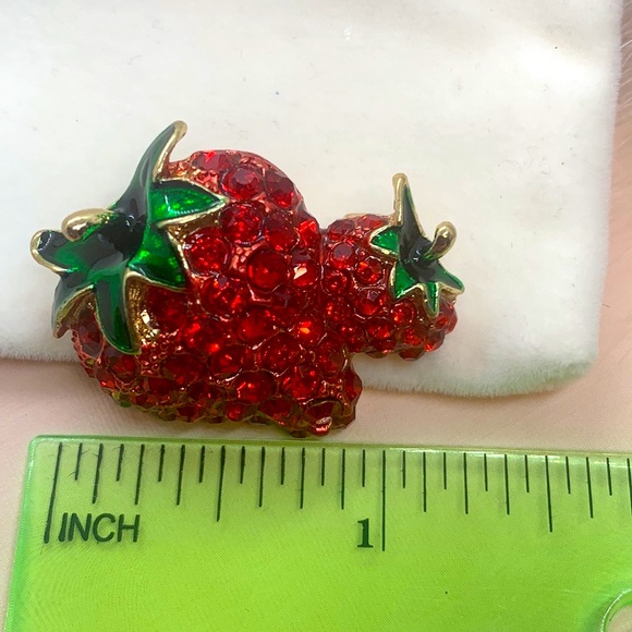 Rhinestone Red Strawberry Brooch - Picture 3 of 3
